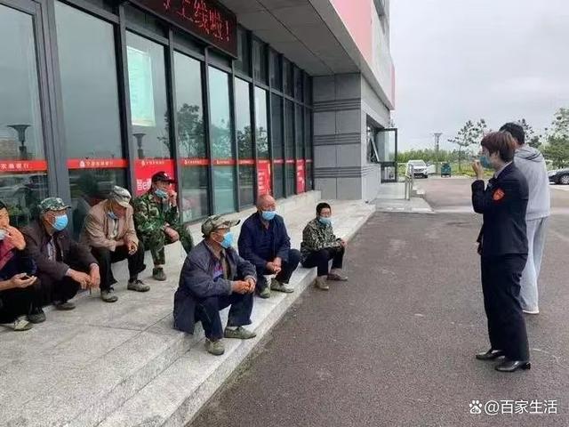 银行存款一定要记住：两个要两个不要这样芒果体育APP做即安全利息也高理财小窍门(图1)