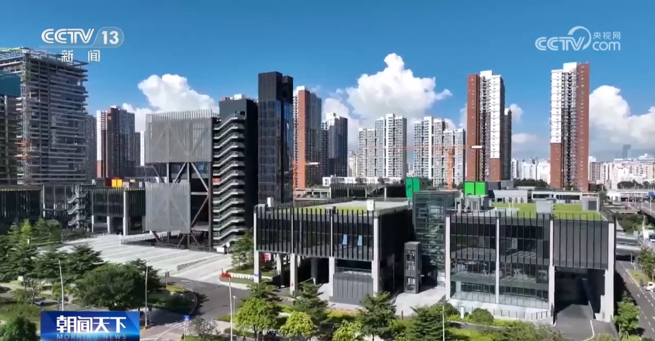 芒果体育入口央行行长潘功胜：我国金融体系总体稳健 有序化解重点领域金融风险(图2)